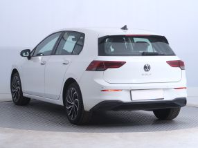 Volkswagen Golf - 2021