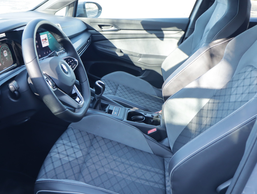 Volkswagen Golf, 2021