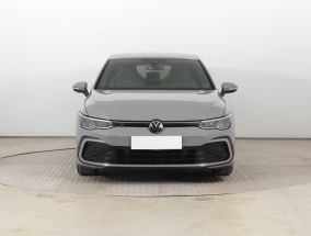 Volkswagen Golf - 2021