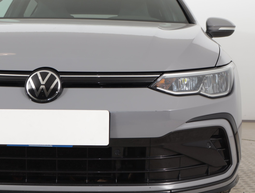 Volkswagen Golf, 2021