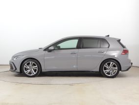 Volkswagen Golf - 2021