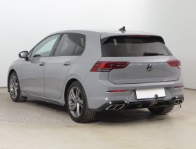 Volkswagen Golf - 2021