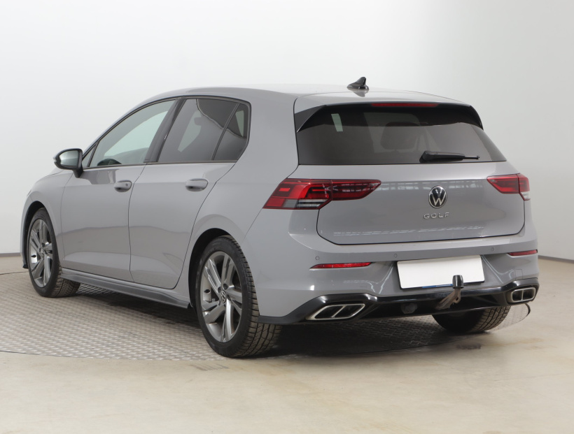 Volkswagen Golf, 2021