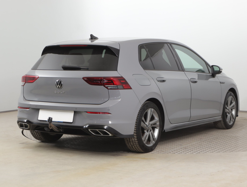 Volkswagen Golf, 2021