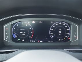 Volkswagen Passat - 2021