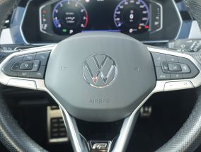 Volkswagen Passat - 2021