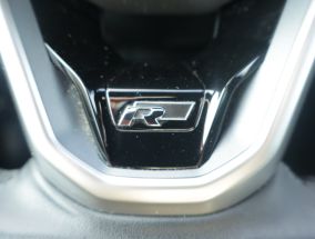 Volkswagen Passat - 2021