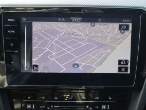 Volkswagen Passat - 2021