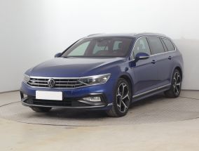 Volkswagen Passat - 2021