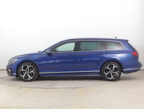 Volkswagen Passat - 2021