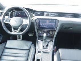 Volkswagen Passat - 2021