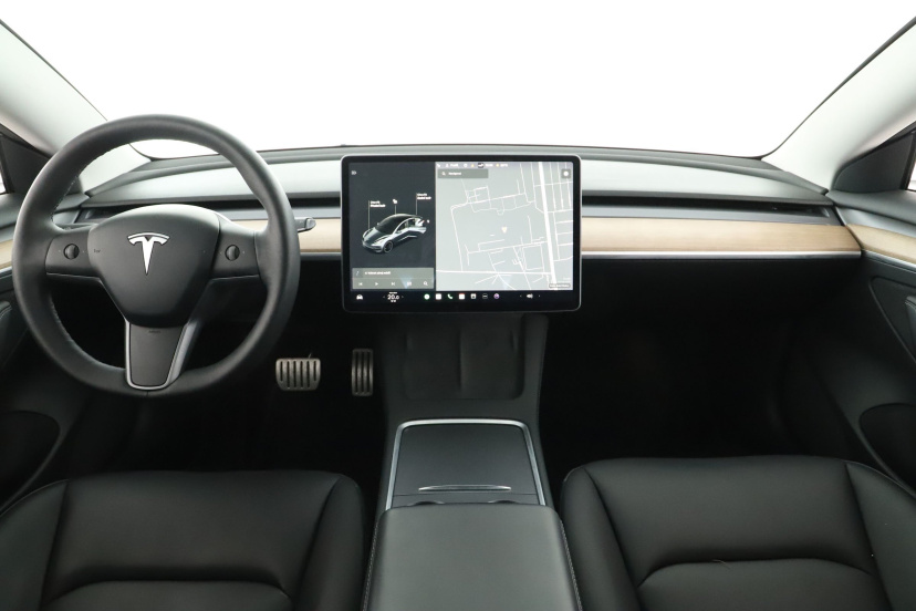 Tesla Model 3, 2021