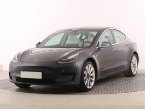 Tesla Model 3 - 2020