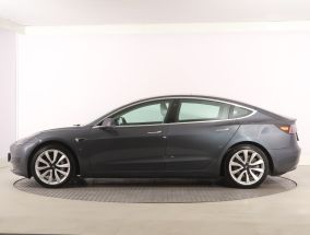 Tesla Model 3 - 2020