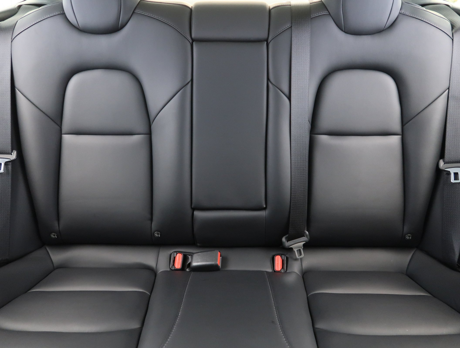 Tesla Model 3 - 2020