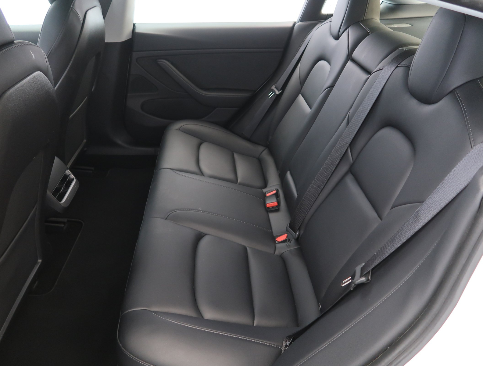 Tesla Model 3 - 2020