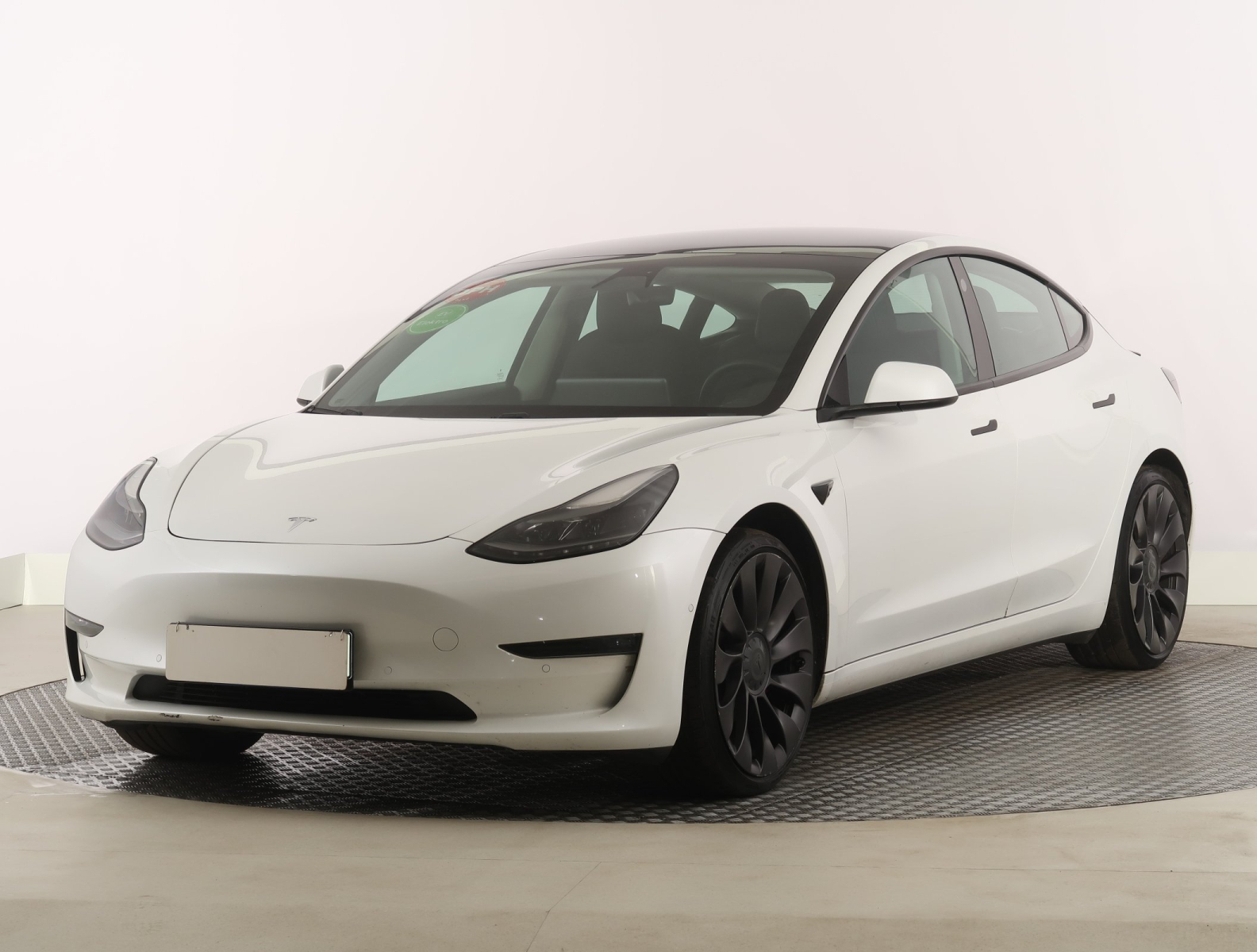 Tesla Model 3 - 2020