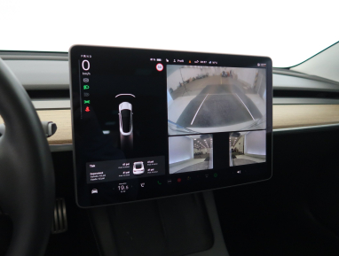 Tesla Model 3 - 2020