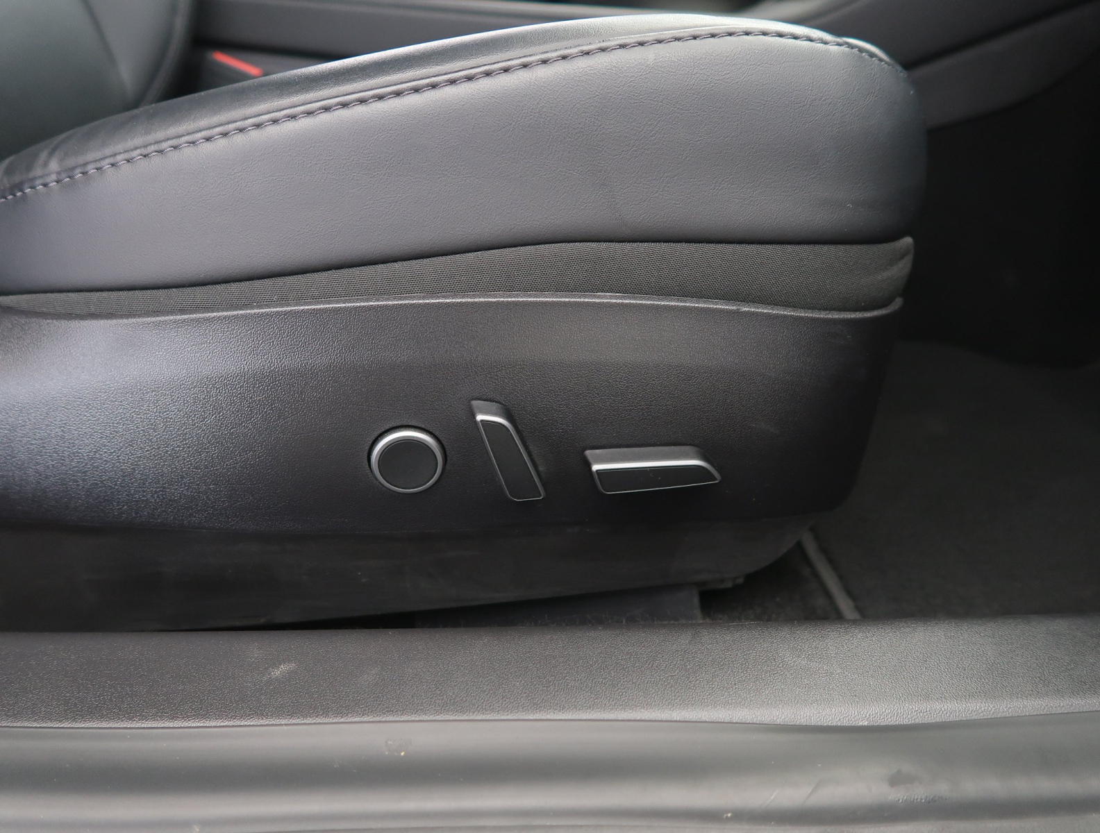 Tesla Model 3 - 2020