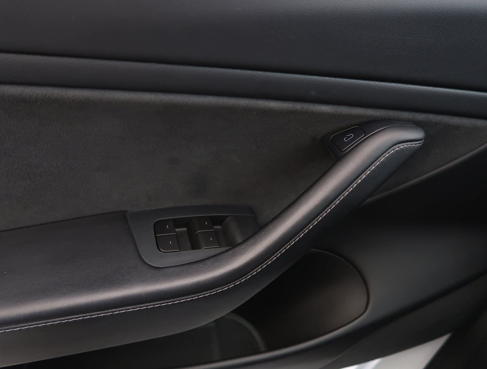 Tesla Model 3 - 2020