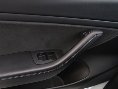 Tesla Model 3 - 2020