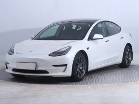 Tesla Model 3 - 2020