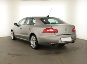 Škoda Superb - 2009
