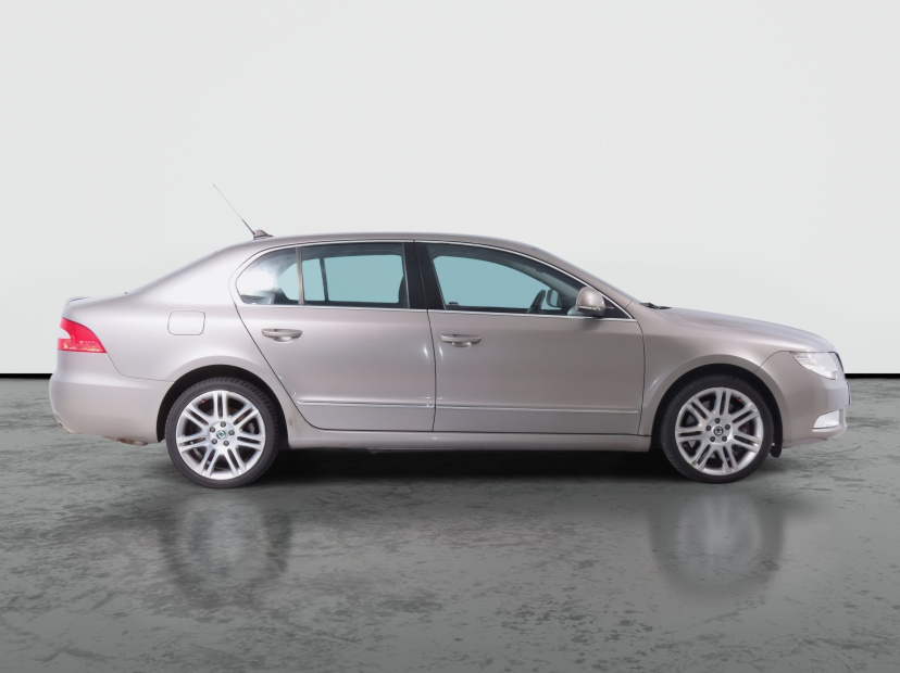 Škoda Superb, 2009