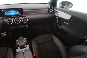 Mercedes-Benz A - 2020