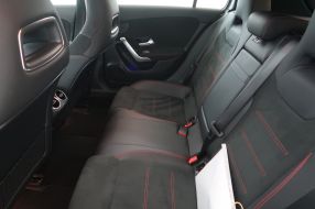 Mercedes-Benz A - 2020