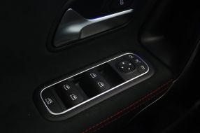 Mercedes-Benz A - 2020