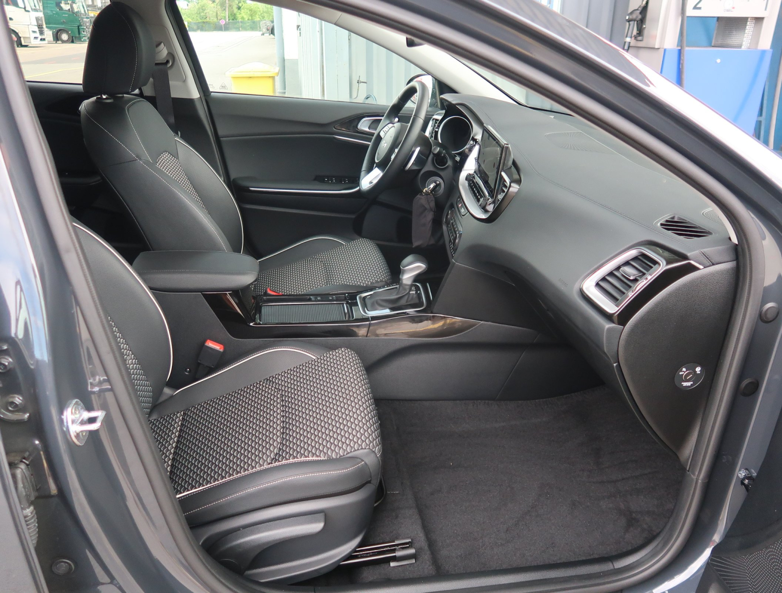 Kia XCeed - 2026