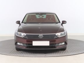 Volkswagen Passat - 2015