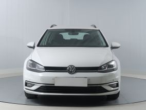 Volkswagen Golf - 2020