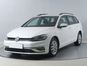 Volkswagen Golf - 2020