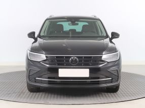 Volkswagen Tiguan - 2022