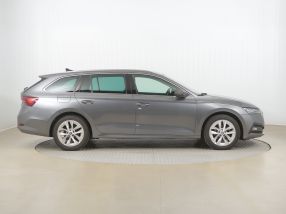 Škoda Octavia - 2022