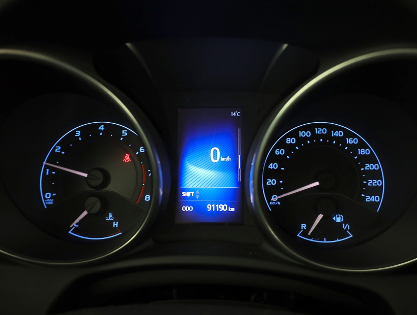 Toyota Auris, 2016