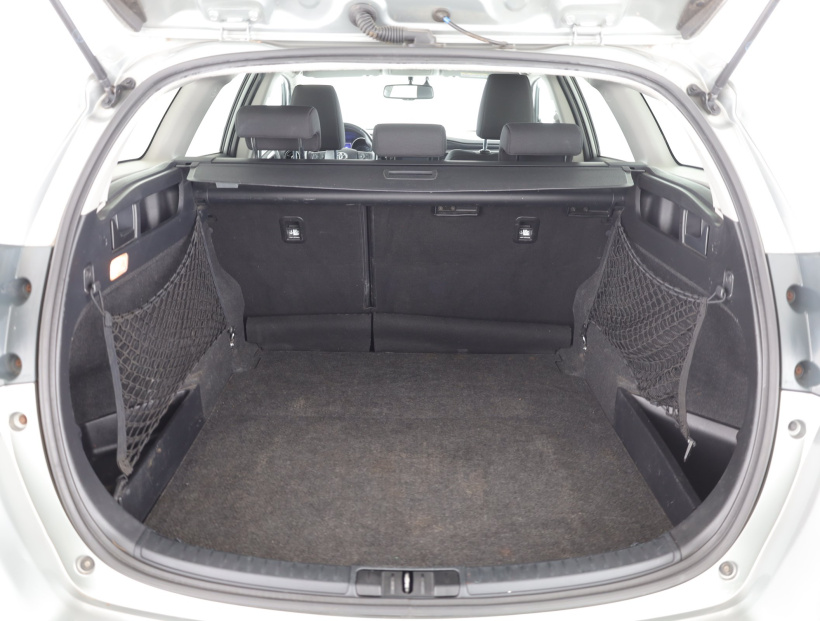 Toyota Auris, 2016