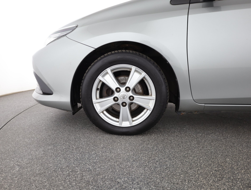 Toyota Auris, 2016