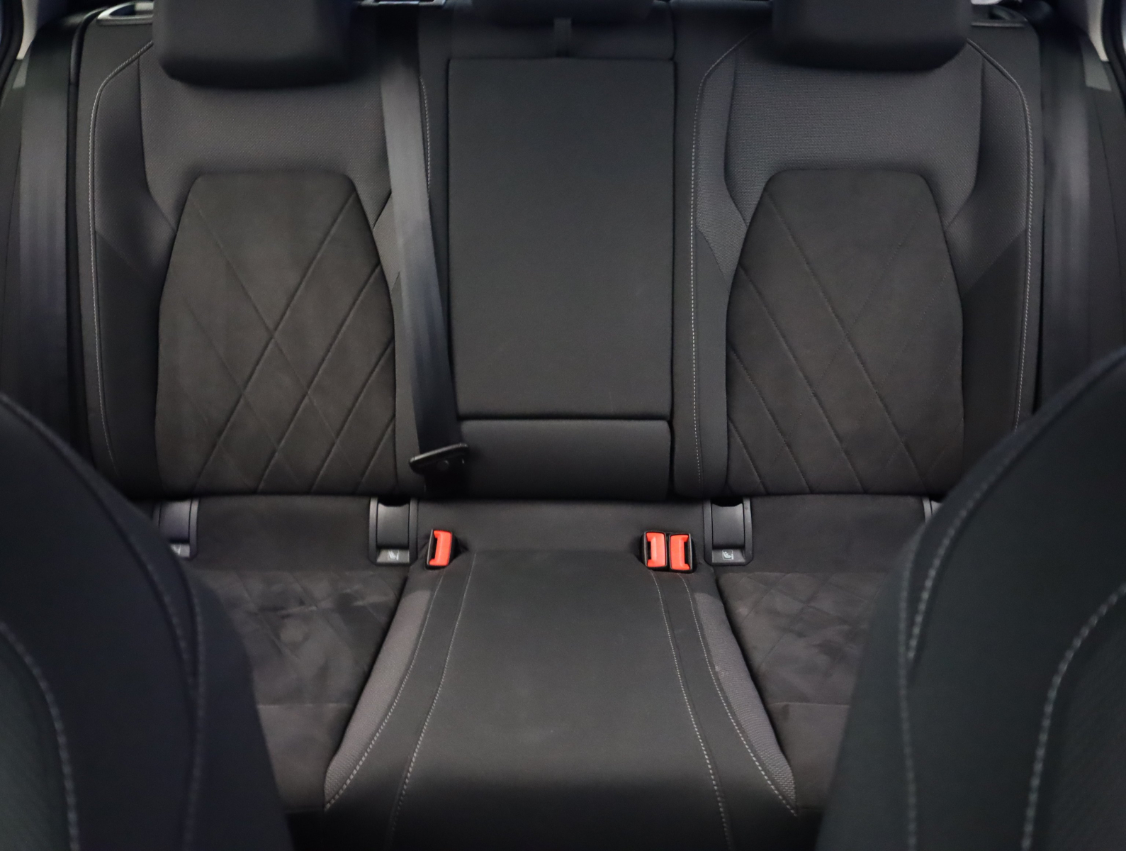 Volkswagen Golf - 2023