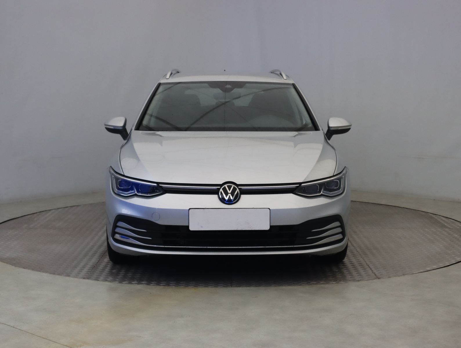 Volkswagen Golf - 2023