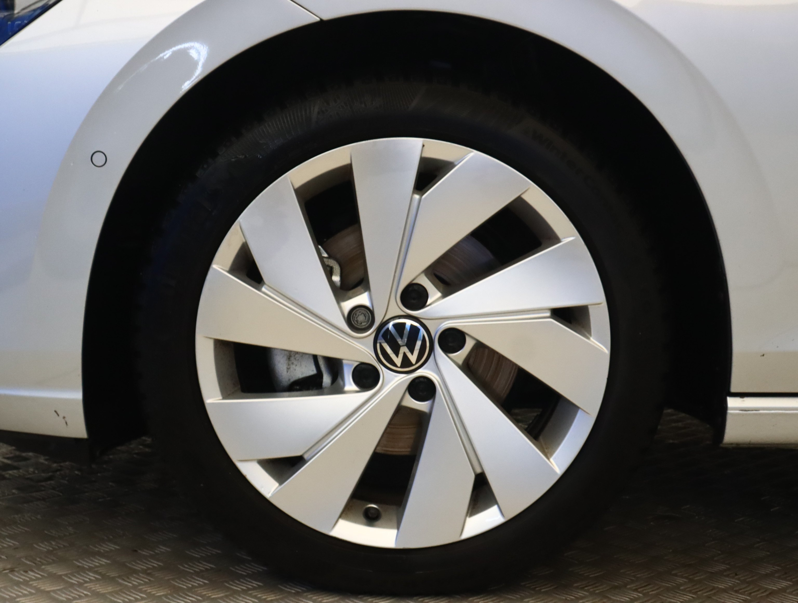 Volkswagen Golf - 2023