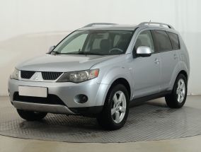Mitsubishi Outlander - 2009