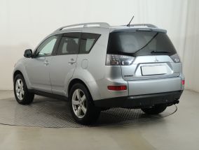 Mitsubishi Outlander - 2009