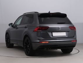 Volkswagen Tiguan - 2020