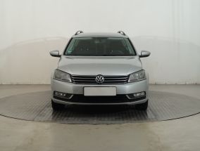 Volkswagen Passat - 2012