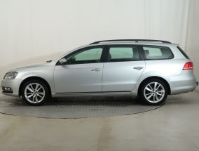 Volkswagen Passat - 2012