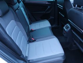 Volkswagen Tiguan - 2016