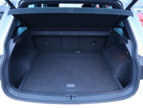 Volkswagen Tiguan - 2016